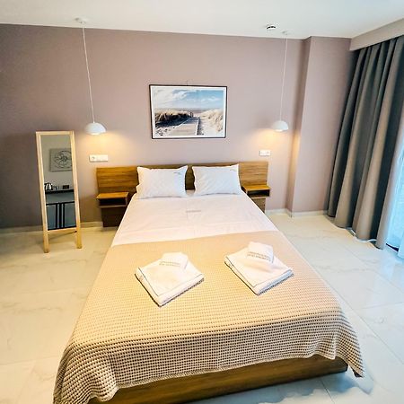 Sithonian Sunset Luxury - Nikiti Cozy Getaways Aparthotel ภายนอก รูปภาพ
