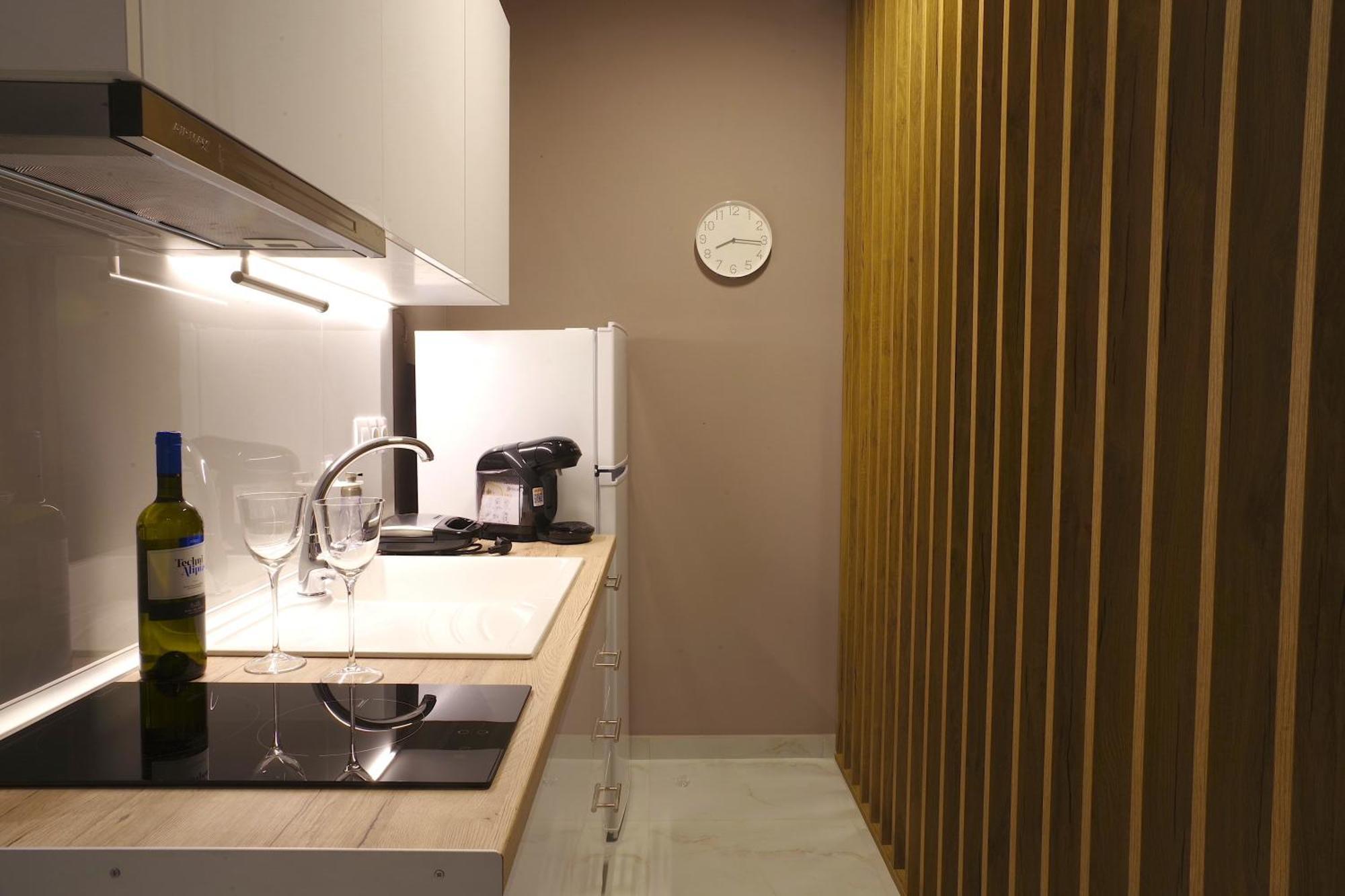 Sithonian Sunset Luxury - Nikiti Cozy Getaways Aparthotel ภายนอก รูปภาพ