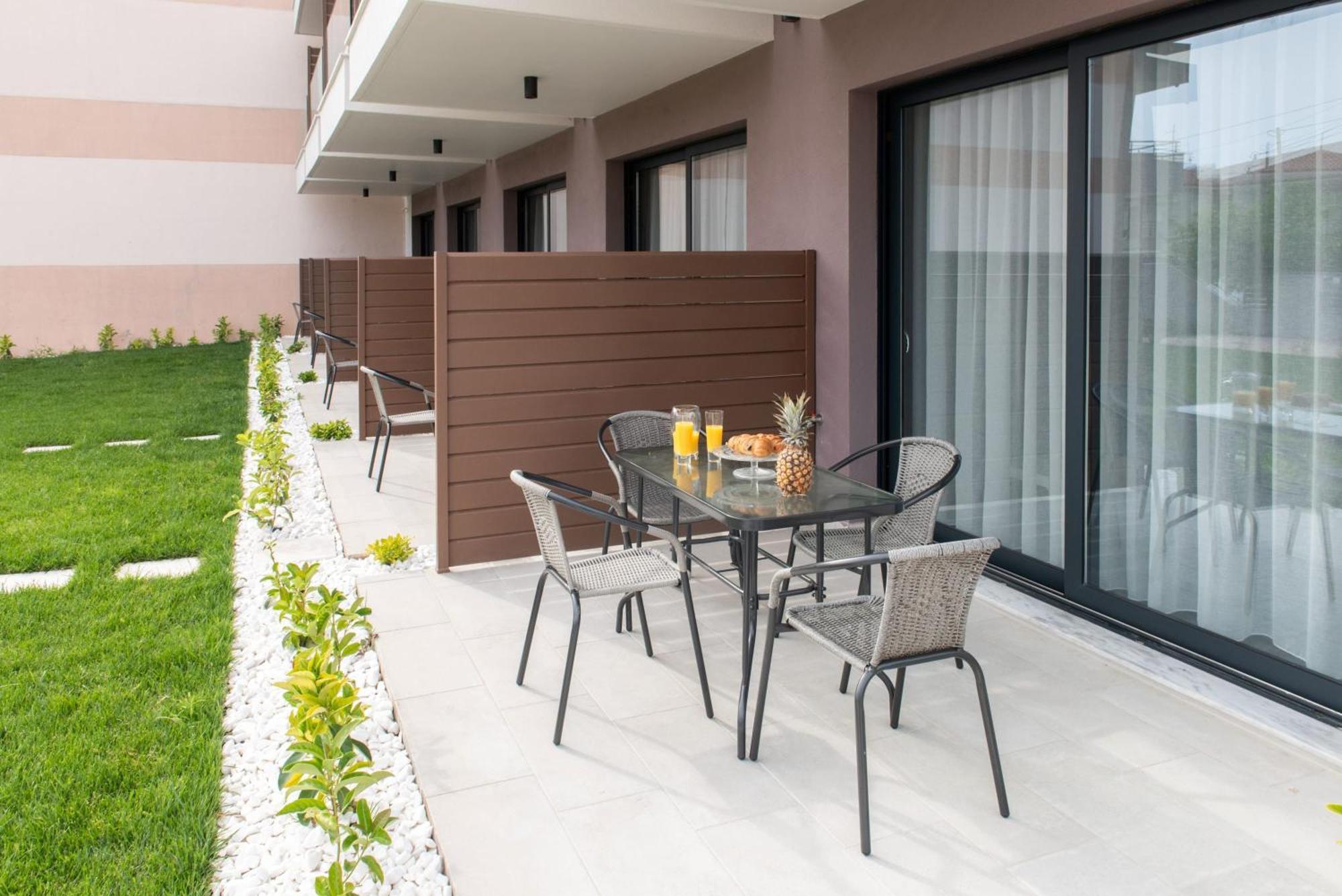 Sithonian Sunset Luxury - Nikiti Cozy Getaways Aparthotel ภายนอก รูปภาพ