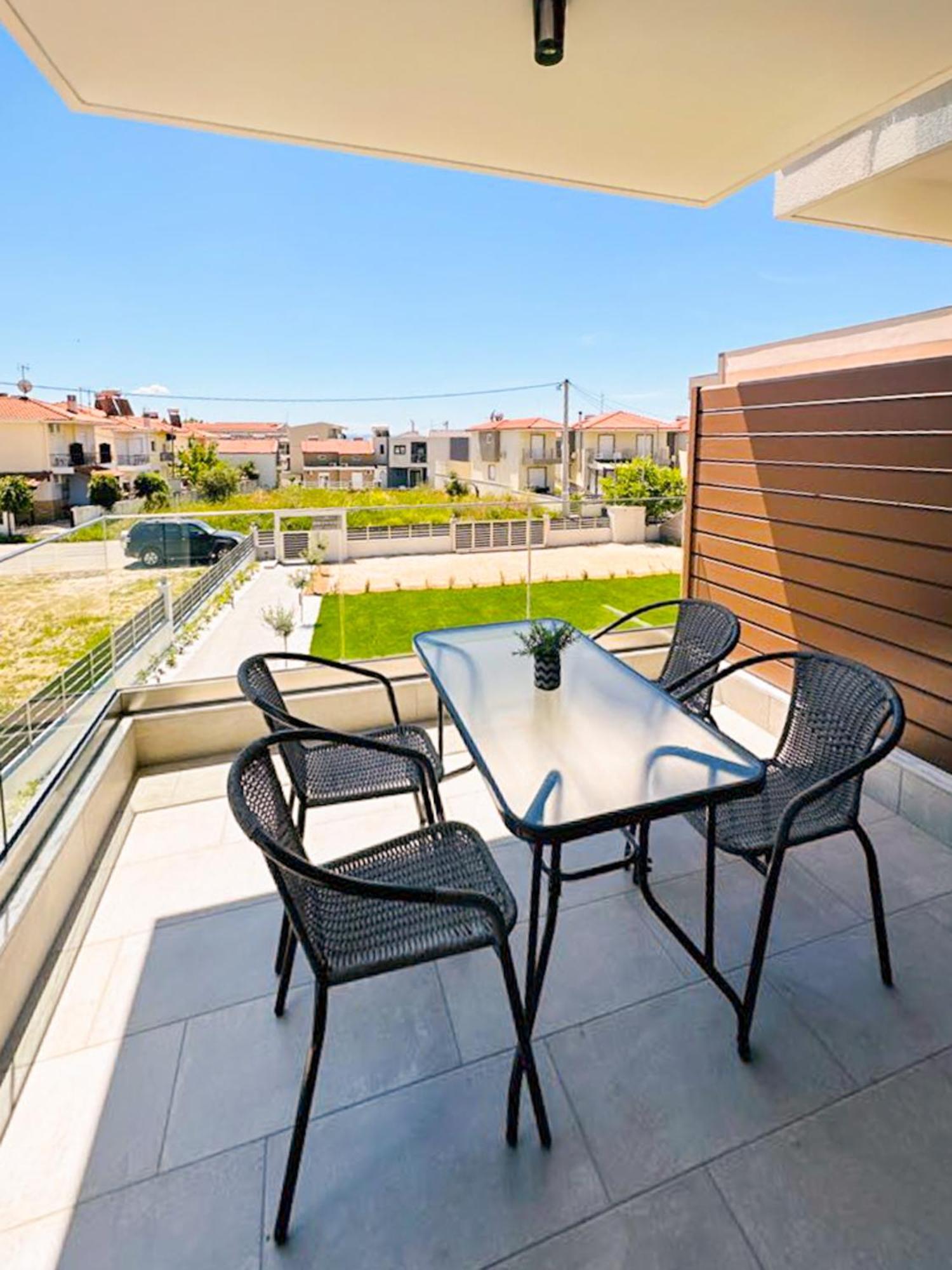 Sithonian Sunset Luxury - Nikiti Cozy Getaways Aparthotel ภายนอก รูปภาพ