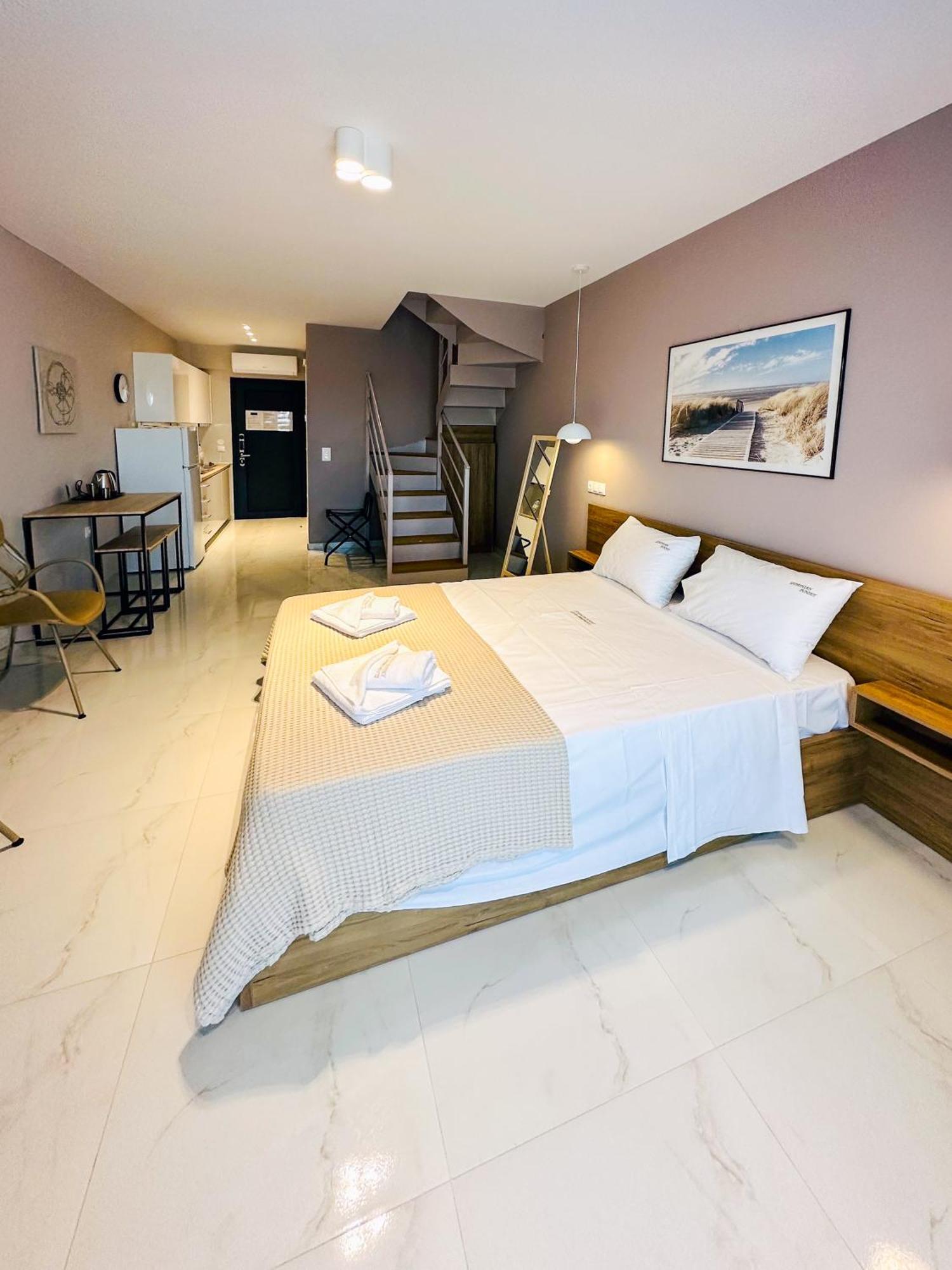 Sithonian Sunset Luxury - Nikiti Cozy Getaways Aparthotel ภายนอก รูปภาพ
